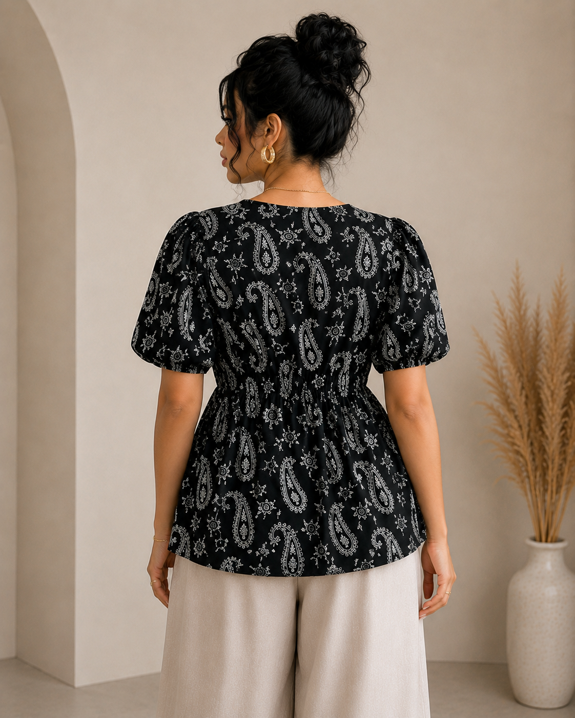 Women's Black Paisley Print Puff Sleeve Peplum Top | V-Neck Casual Babydoll Blouse